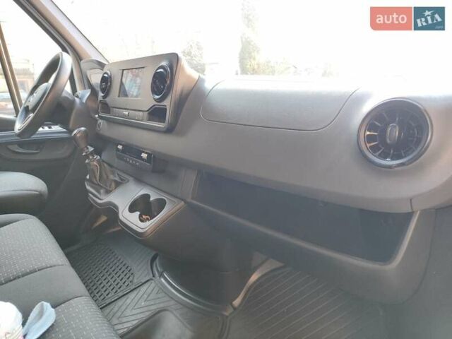 Белый Мерседес Sprinter, объемом двигателя 2.14 л и пробегом 406 тыс. км за 19500 $, фото 23 на Automoto.ua