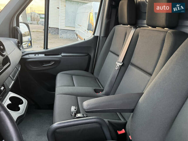 Мерседес Sprinter 2019 в Ровно на Automoto.ua Белый Мерседес Sprinter, объемом двигателя 2.2 л и пробегом 269 тыс. км за 34800 $, фото 38 на Automoto.ua