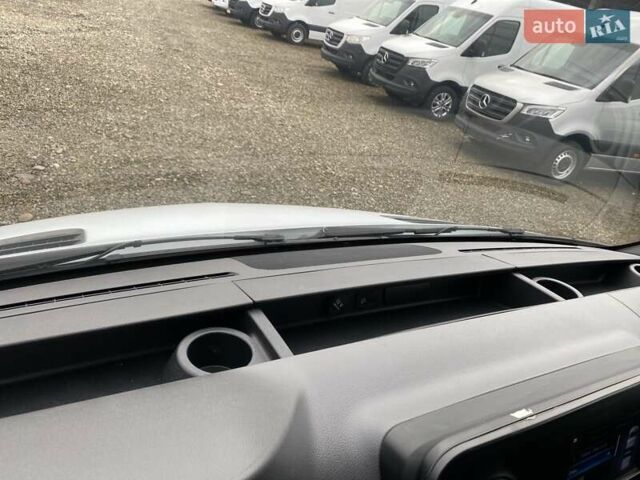 Белый Мерседес Sprinter, объемом двигателя 2.2 л и пробегом 165 тыс. км за 22880 $, фото 41 на Automoto.ua