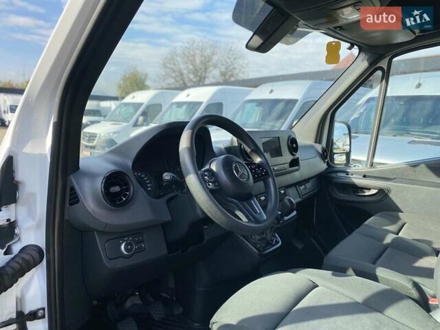 Белый Мерседес Sprinter, объемом двигателя 2.2 л и пробегом 256 тыс. км за 24500 $, фото 36 на Automoto.ua