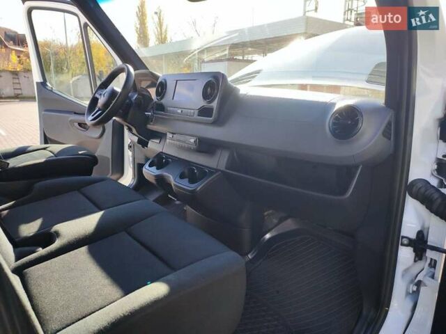 Белый Мерседес Sprinter, объемом двигателя 2.2 л и пробегом 273 тыс. км за 27800 $, фото 20 на Automoto.ua