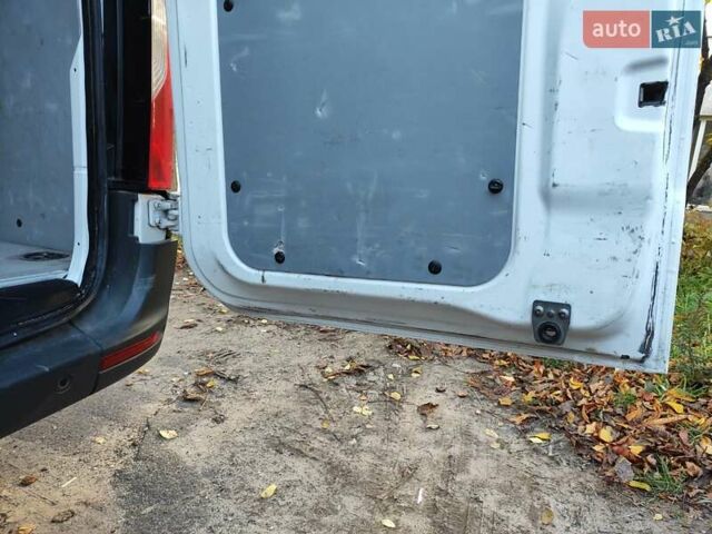 Белый Мерседес Sprinter, объемом двигателя 2.14 л и пробегом 406 тыс. км за 19500 $, фото 38 на Automoto.ua