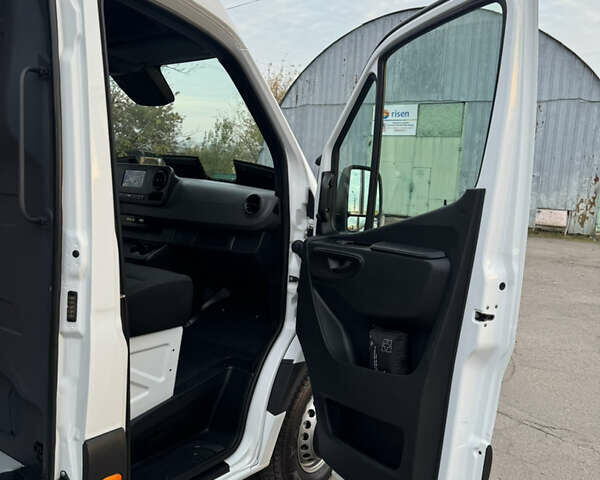 Мерседес Sprinter 2019 в Ровно на Automoto.ua Белый Мерседес Sprinter, объемом двигателя 2.2 л и пробегом 269 тыс. км за 34800 $, фото 41 на Automoto.ua