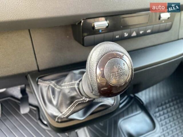 Белый Мерседес Sprinter, объемом двигателя 2.2 л и пробегом 256 тыс. км за 24500 $, фото 46 на Automoto.ua