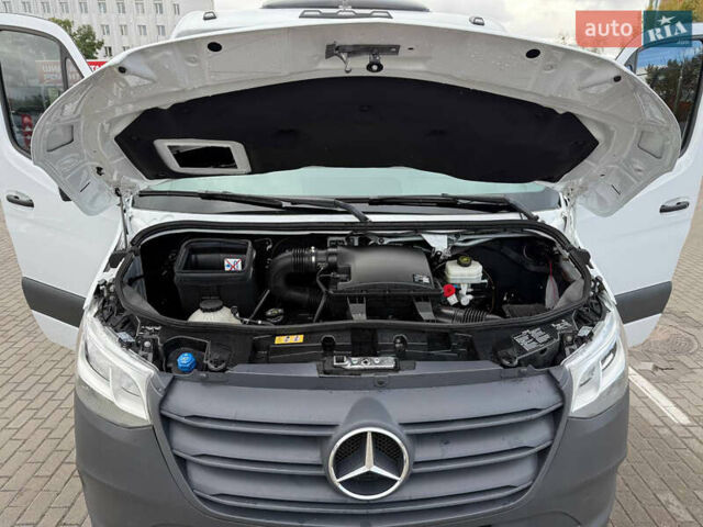Білий Мерседес Sprinter, об'ємом двигуна 3 л та пробігом 205 тис. км за 34999 $, фото 16 на Automoto.ua