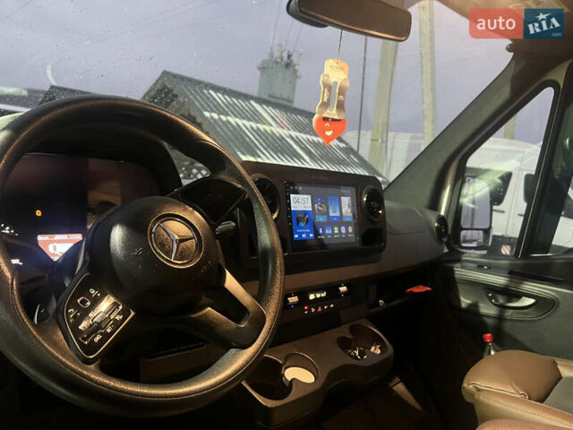 Білий Мерседес Sprinter, об'ємом двигуна 2.99 л та пробігом 429 тис. км за 43500 $, фото 45 на Automoto.ua