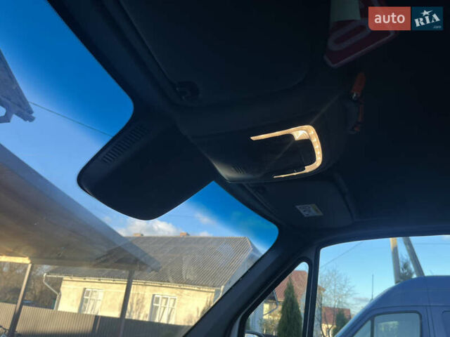 Білий Мерседес Sprinter, об'ємом двигуна 2.14 л та пробігом 300 тис. км за 22900 $, фото 34 на Automoto.ua