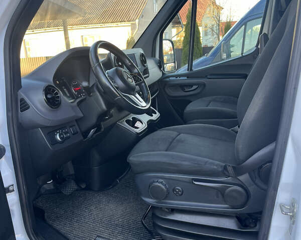 Білий Мерседес Sprinter, об'ємом двигуна 2.14 л та пробігом 300 тис. км за 22900 $, фото 9 на Automoto.ua