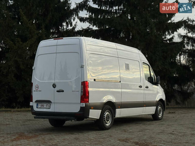 Белый Мерседес Sprinter, объемом двигателя 2.14 л и пробегом 233 тыс. км за 21700 $, фото 12 на Automoto.ua