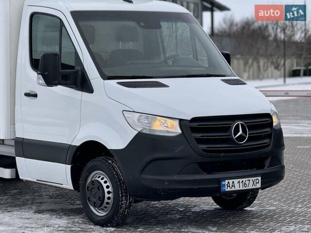 Белый Мерседес Sprinter, объемом двигателя 2.2 л и пробегом 260 тыс. км за 33000 $, фото 4 на Automoto.ua