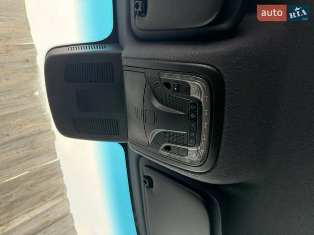 Белый Мерседес Sprinter, объемом двигателя 0 л и пробегом 272 тыс. км за 24500 $, фото 17 на Automoto.ua