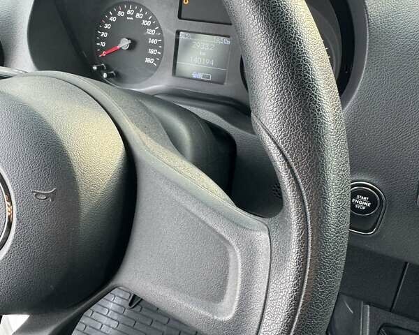 Белый Мерседес Sprinter, объемом двигателя 2.2 л и пробегом 140 тыс. км за 37500 $, фото 34 на Automoto.ua