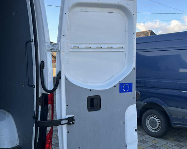 Білий Мерседес Sprinter, об'ємом двигуна 2.14 л та пробігом 300 тис. км за 22900 $, фото 14 на Automoto.ua