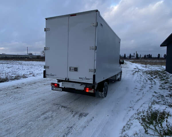 Білий Мерседес Sprinter, об'ємом двигуна 2.99 л та пробігом 530 тис. км за 24300 $, фото 10 на Automoto.ua