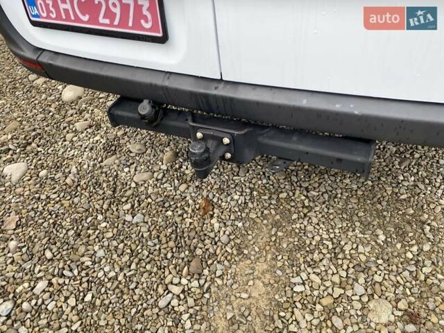 Белый Мерседес Sprinter, объемом двигателя 2.2 л и пробегом 256 тыс. км за 24500 $, фото 22 на Automoto.ua