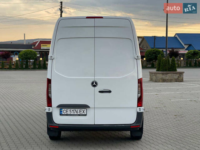 Белый Мерседес Sprinter, объемом двигателя 2.2 л и пробегом 46 тыс. км за 27600 $, фото 5 на Automoto.ua