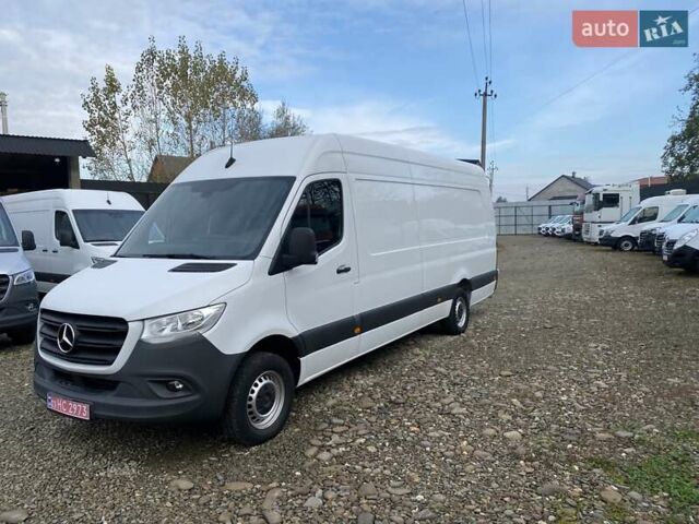 Белый Мерседес Sprinter, объемом двигателя 2.2 л и пробегом 256 тыс. км за 24500 $, фото 5 на Automoto.ua