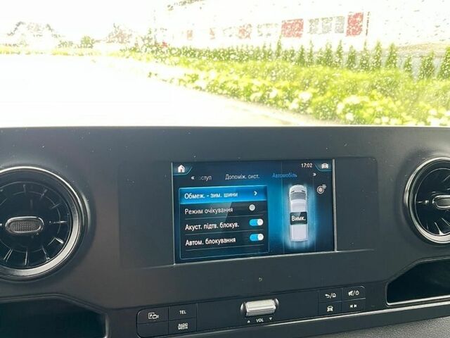 Белый Мерседес Sprinter, объемом двигателя 2.2 л и пробегом 220 тыс. км за 23700 $, фото 50 на Automoto.ua