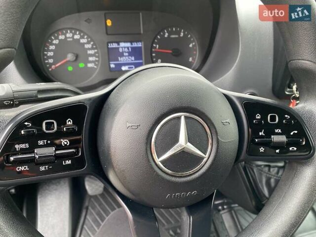 Белый Мерседес Sprinter, объемом двигателя 2.2 л и пробегом 165 тыс. км за 22880 $, фото 35 на Automoto.ua