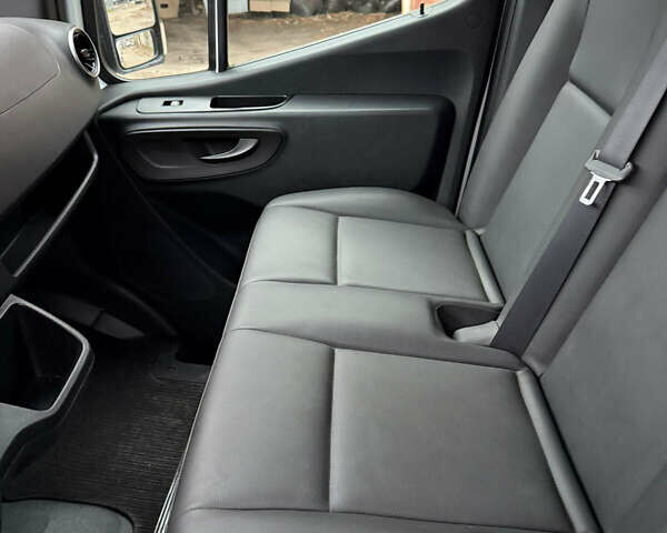 Белый Мерседес Sprinter, объемом двигателя 2.2 л и пробегом 301 тыс. км за 32900 $, фото 15 на Automoto.ua