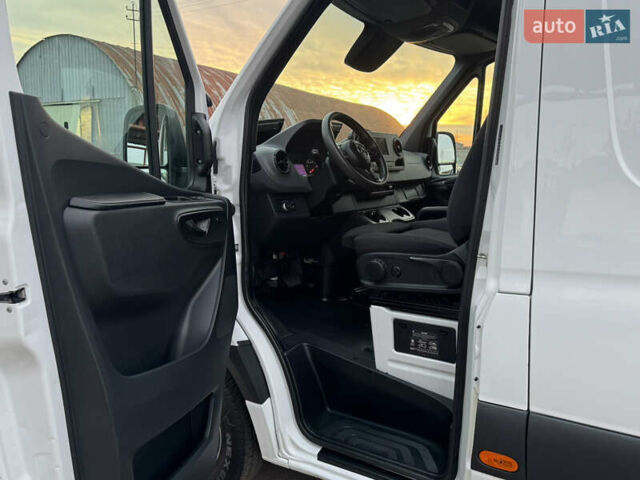 Мерседес Sprinter 2019 в Ровно на Automoto.ua Белый Мерседес Sprinter, объемом двигателя 2.2 л и пробегом 269 тыс. км за 34800 $, фото 26 на Automoto.ua