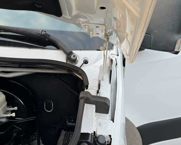 Мерседес Sprinter 2019 в Ровно на Automoto.ua Белый Мерседес Sprinter, объемом двигателя 2.2 л и пробегом 269 тыс. км за 34800 $, фото 65 на Automoto.ua