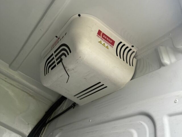 Білий Мерседес Sprinter, об'ємом двигуна 2.1 л та пробігом 481 тис. км за 23000 $, фото 10 на Automoto.ua