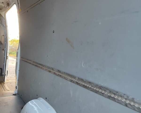 Білий Мерседес Sprinter, об'ємом двигуна 2.14 л та пробігом 406 тис. км за 22500 $, фото 42 на Automoto.ua