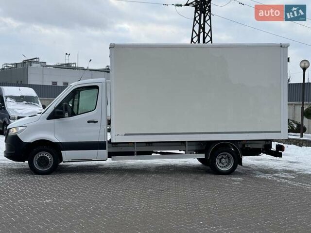 Белый Мерседес Sprinter, объемом двигателя 2.2 л и пробегом 260 тыс. км за 33000 $, фото 10 на Automoto.ua
