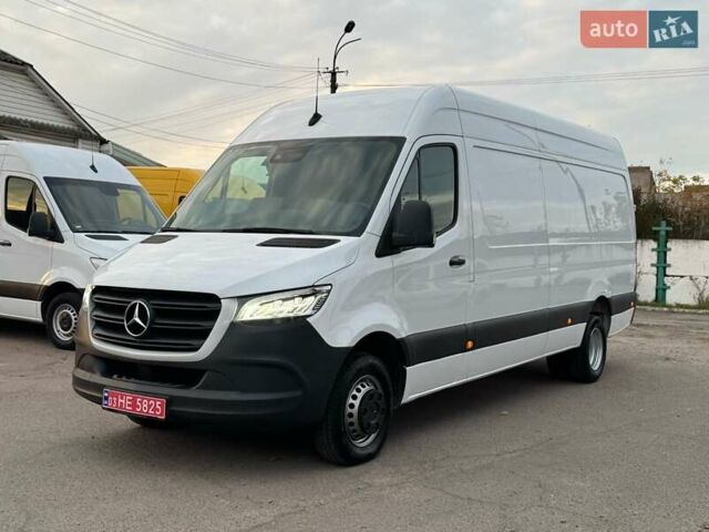 Мерседес Sprinter 2019 в Ровно на Automoto.ua Белый Мерседес Sprinter, объемом двигателя 2.2 л и пробегом 269 тыс. км за 34800 $, фото 1 на Automoto.ua