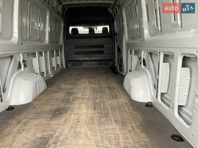 Белый Мерседес Sprinter, объемом двигателя 2.2 л и пробегом 165 тыс. км за 22880 $, фото 24 на Automoto.ua