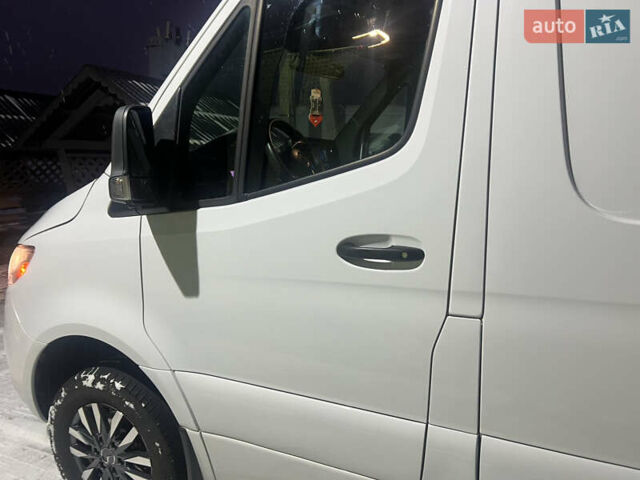 Білий Мерседес Sprinter, об'ємом двигуна 2.99 л та пробігом 429 тис. км за 43500 $, фото 60 на Automoto.ua