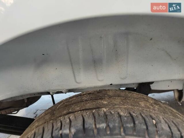 Белый Мерседес Sprinter, объемом двигателя 2.14 л и пробегом 406 тыс. км за 19500 $, фото 21 на Automoto.ua