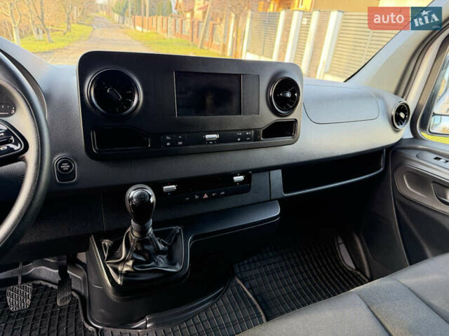 Білий Мерседес Sprinter, об'ємом двигуна 0 л та пробігом 295 тис. км за 22300 $, фото 11 на Automoto.ua