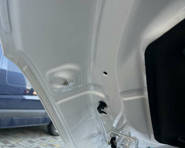 Білий Мерседес Sprinter, об'ємом двигуна 2.14 л та пробігом 300 тис. км за 22900 $, фото 58 на Automoto.ua