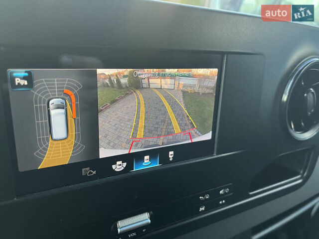 Білий Мерседес Sprinter, об'ємом двигуна 2.14 л та пробігом 300 тис. км за 22900 $, фото 74 на Automoto.ua