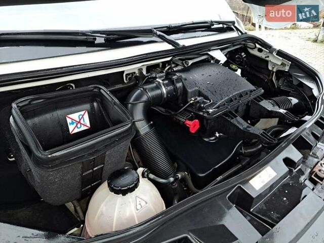 Белый Мерседес Sprinter, объемом двигателя 22 л и пробегом 256 тыс. км за 26500 $, фото 9 на Automoto.ua