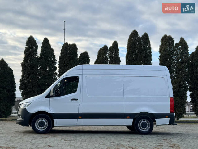 Белый Мерседес Sprinter, объемом двигателя 2.14 л и пробегом 233 тыс. км за 21700 $, фото 6 на Automoto.ua