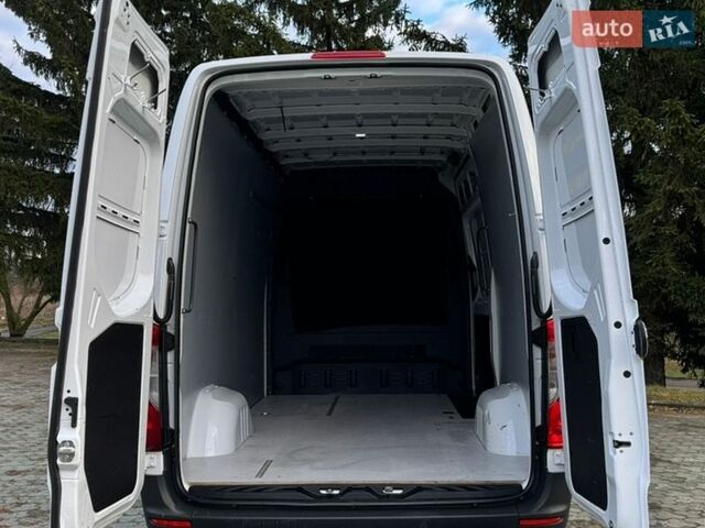 Белый Мерседес Sprinter, объемом двигателя 2.14 л и пробегом 233 тыс. км за 21700 $, фото 40 на Automoto.ua