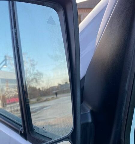 Белый Мерседес Sprinter, объемом двигателя 2.99 л и пробегом 187 тыс. км за 37400 $, фото 48 на Automoto.ua