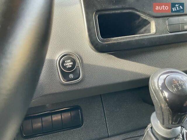 Белый Мерседес Sprinter, объемом двигателя 2.2 л и пробегом 169 тыс. км за 21499 $, фото 22 на Automoto.ua