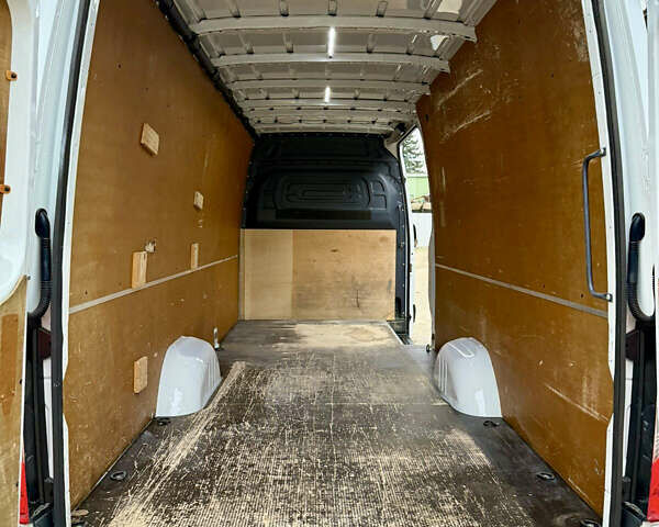 Белый Мерседес Sprinter, объемом двигателя 2.2 л и пробегом 301 тыс. км за 32900 $, фото 8 на Automoto.ua