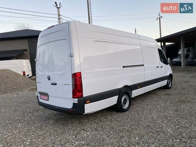 Белый Мерседес Sprinter, объемом двигателя 2.2 л и пробегом 156 тыс. км за 23550 $, фото 14 на Automoto.ua