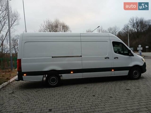 Белый Мерседес Sprinter, объемом двигателя 2.14 л и пробегом 386 тыс. км за 23600 $, фото 4 на Automoto.ua