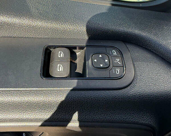 Мерседес Sprinter 2019 в Тернополе на Automoto.ua Белый Мерседес Sprinter, объемом двигателя 2.2 л и пробегом 301 тыс. км за 34900 $, фото 11 на Automoto.ua