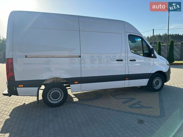 Белый Мерседес Sprinter, объемом двигателя 2.99 л и пробегом 421 тыс. км за 27500 $, фото 11 на Automoto.ua