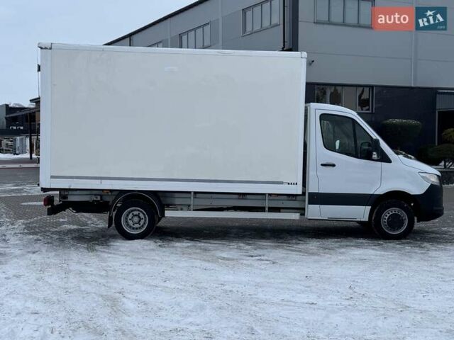 Белый Мерседес Sprinter, объемом двигателя 2.2 л и пробегом 260 тыс. км за 33000 $, фото 5 на Automoto.ua