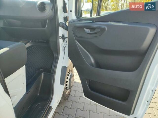 Білий Мерседес Sprinter, об'ємом двигуна 2.2 л та пробігом 274 тис. км за 27800 $, фото 16 на Automoto.ua
