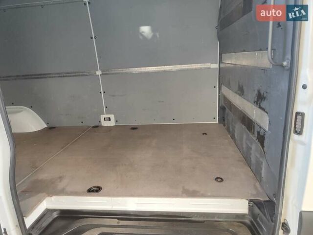 Белый Мерседес Sprinter, объемом двигателя 2.14 л и пробегом 406 тыс. км за 19500 $, фото 45 на Automoto.ua