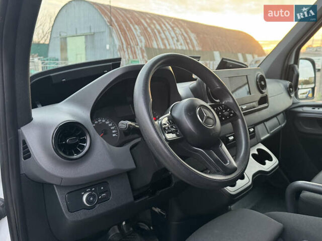 Мерседес Sprinter 2019 в Ровно на Automoto.ua Белый Мерседес Sprinter, объемом двигателя 2.2 л и пробегом 269 тыс. км за 34800 $, фото 30 на Automoto.ua
